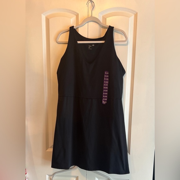 GAP Dresses & Skirts - GAPfit Black V-Neck tank active dress